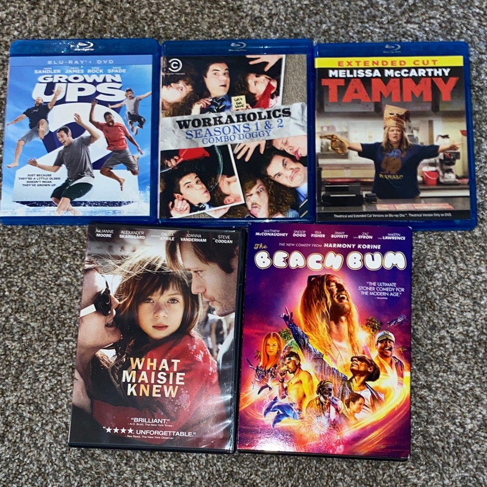 🖤 Assorted Blu-ray and DVD Movie Lot — Blue, Black, Purple Cases